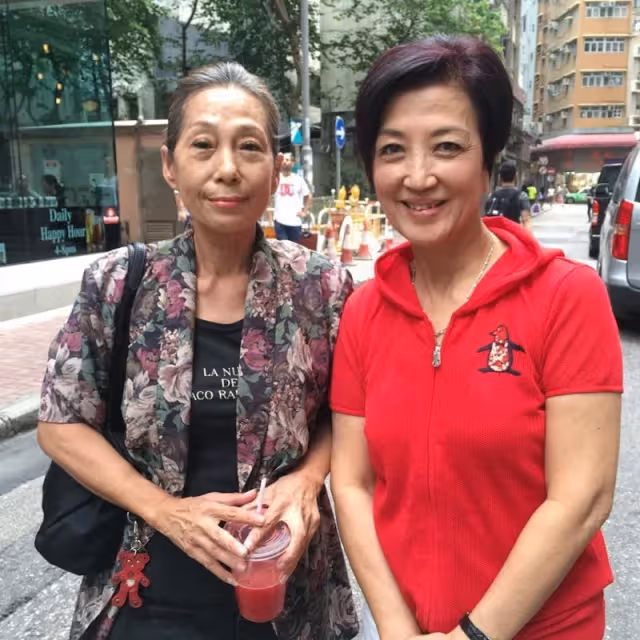 一生大起大落!69歲女星「兩度替夫還債」健康又亮紅燈 「獨自住進養老院」感恩三餐溫飽