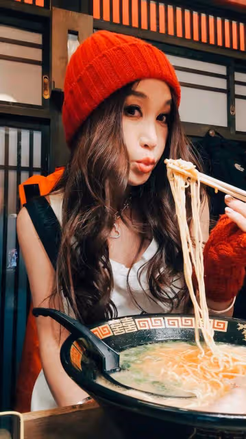 溫碧霞與富豪老公到日本度假!賞雪泡溫泉很愜意,已在當地買房