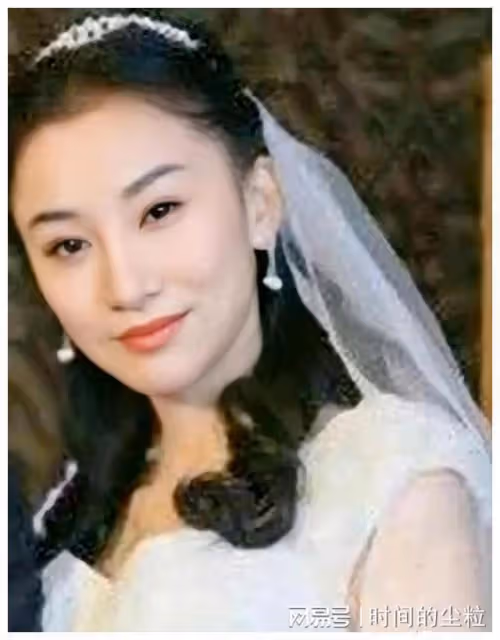 演戲20年卻因蹦迪走紅,鬧緋聞女兒險自殺,於和偉現實是什麼樣的