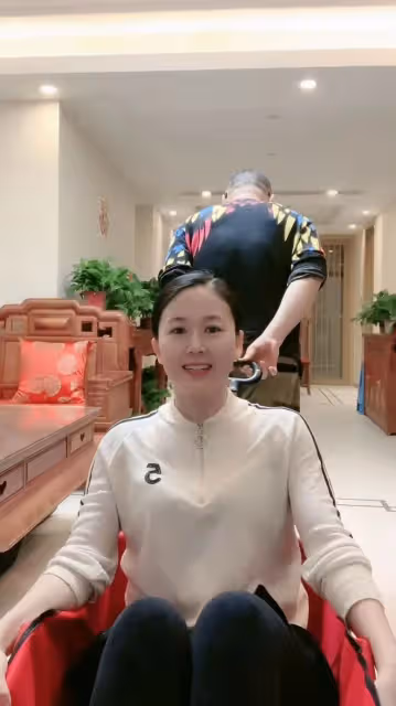 尹相傑陪小16歲愛妻回娘家!身材暴瘦兩頰凹陷,女方甜美被催生