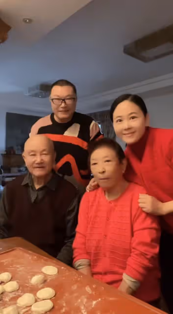 尹相傑陪小16歲愛妻回娘家!身材暴瘦兩頰凹陷,女方甜美被催生