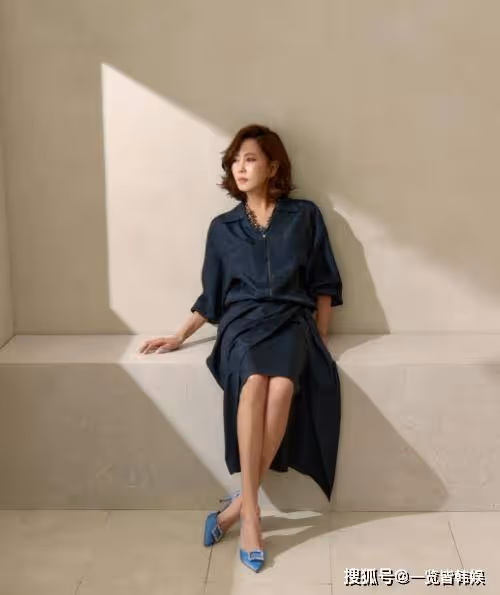 金南珠寫真大秀性感身材 52歲自我管理超嚴格 與曹承佑結婚18年
