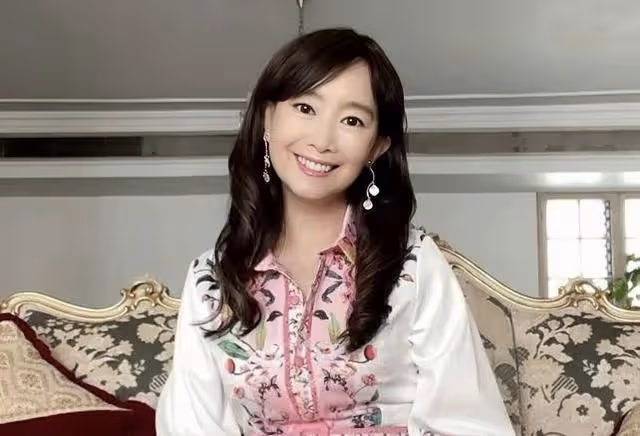 美女兒媳產女!香港知名玉女歌手升級做婆婆,嫁日本人連生仨兒子