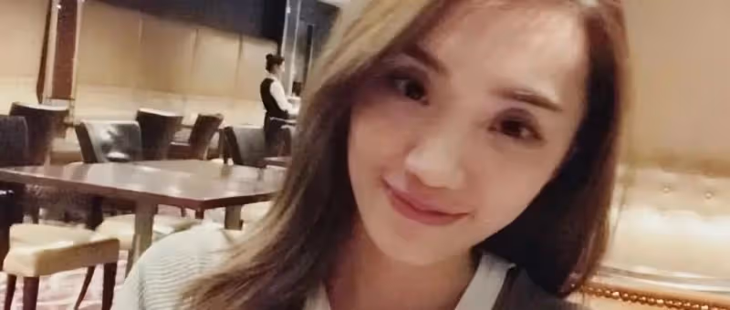 胡歌妻子同學來爆料了！女方家境殷實非關係戶，靠化妝合作進團隊