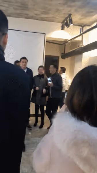 胡歌妻子同學來爆料了！女方家境殷實非關係戶，靠化妝合作進團隊