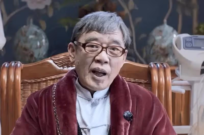 300一碗天價面!李立群吐槽太貴,卻被店家嘲諷,吃不起不要吃!