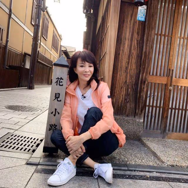 TVB前一姐成泰劇男主角小迷妹，離巢只是想跳出舒適圈