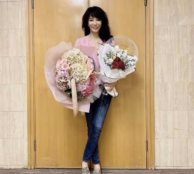 TVB前一姐成泰劇男主角小迷妹,離巢只是想跳出舒適圈