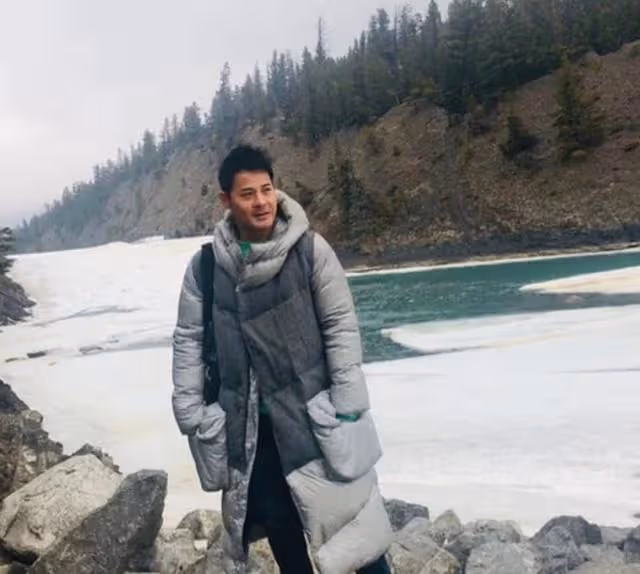 養狗為樂!TVB男星與太太婚後生活滋潤,共識不生育把狗狗當孩子