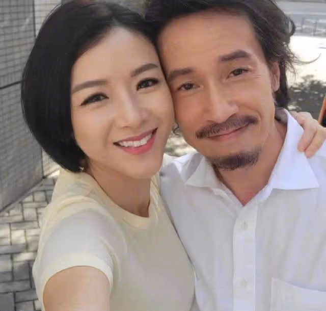 陳茵媺沙灘遊玩大曬好身材,陳豪抗拒再以夫妻檔拍攝劇集