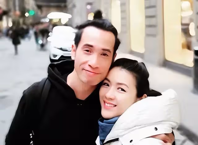 陳茵媺沙灘遊玩大曬好身材,陳豪抗拒再以夫妻檔拍攝劇集