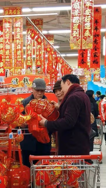張頌文：租房住並非傳言，陪父親逛大潤發，父親穿著很寒酸像缺錢