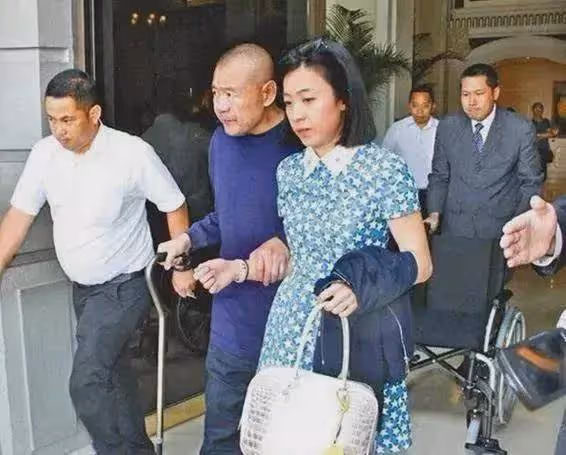 劉鑾雄拍賣包包戰績很好，原來普通人努力一下也能買得起愛馬仕