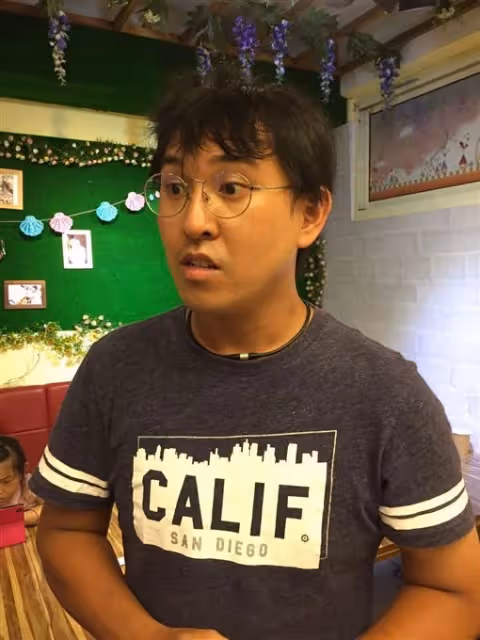 孩子睡了才敢哭!35歲清潔工爸「日做18小時」拚命養6小孩 自責「麥當勞都吃不起」遭主管諷:生那麼多幹嘛?