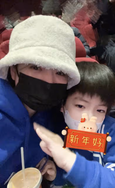 好暖！陳妍希曬兒子踢球照，小星星為陪媽媽更久，承諾39歲時娶妻