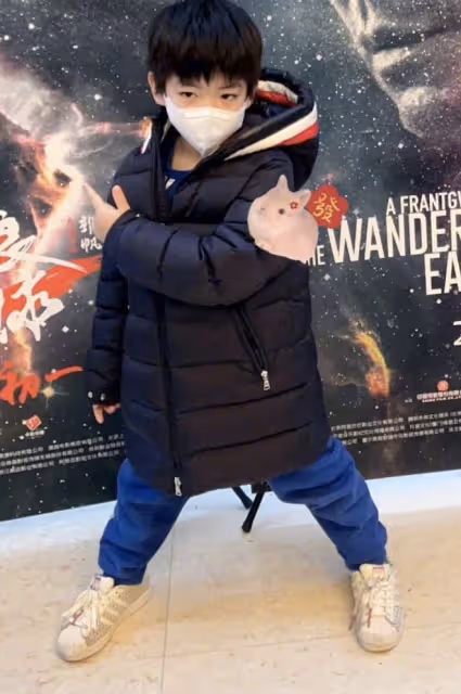 好暖！陳妍希曬兒子踢球照，小星星為陪媽媽更久，承諾39歲時娶妻