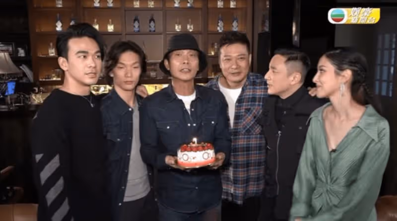 錢小豪兄弟與吳鎮宇新春團拜,丘倩鳴凍齡氣質佳,湯盈盈疑懷三胎