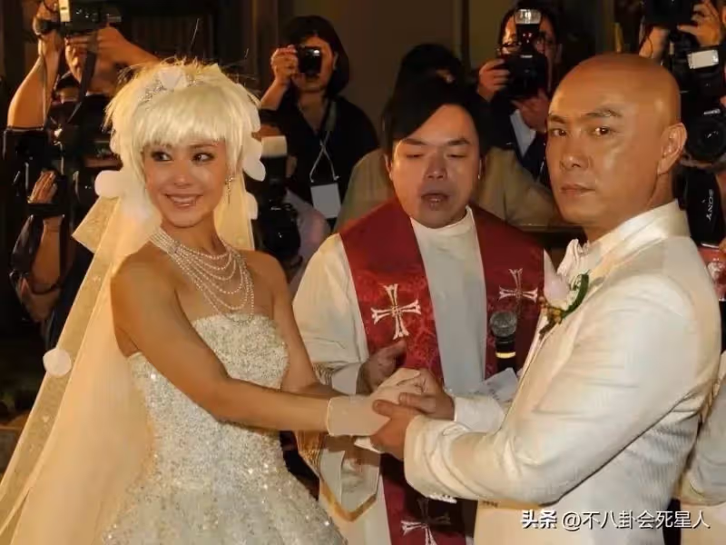 結婚幾十年恩愛如初!把「財產全交給妻子」的5位男星 個個身家過億「妻子都不簡單」:讓人羨慕