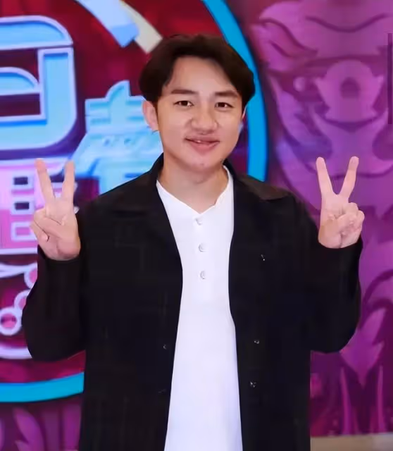 前TVB女神現身王祖藍家中,曝光其海景豪宅,價值超一億元