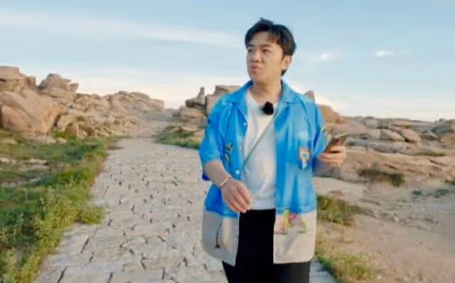 前TVB女神現身王祖藍家中,曝光其海景豪宅,價值超一億元