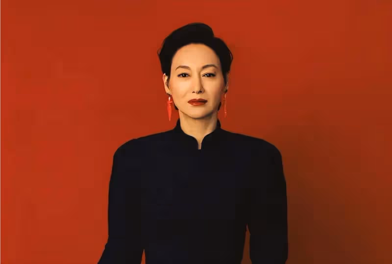 64歲惠英紅：3歲乞討，22歲成名，57歲再登影后，然而有一個男人，值得她苦等47年未婚