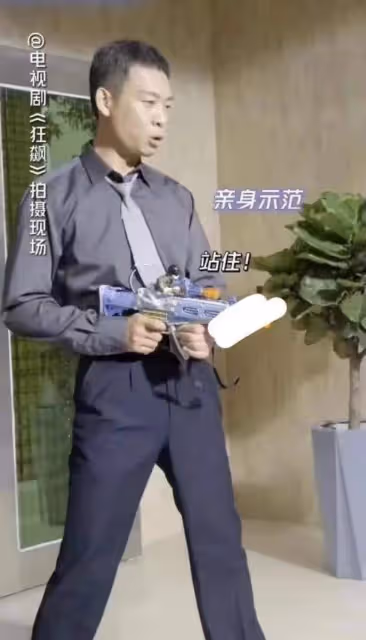 《狂飆》別出心裁的3個設計,都出自張譯之手,他本人卻默默刪博