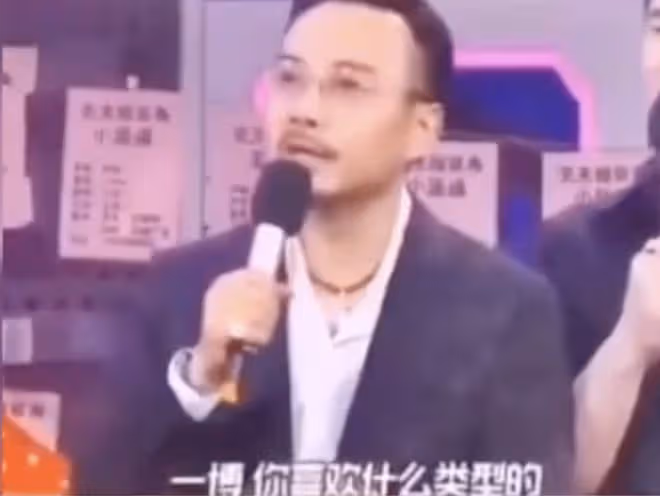 王一博被曝和女頂流關係曖昧,登頂熱搜,工作室緊急闢謠:假