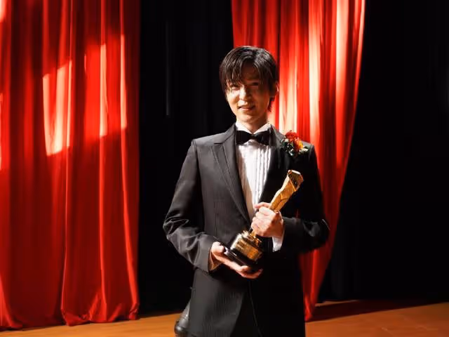 演技獲肯定!目黑蓮憑《月圓月缺》摘旬報新人獎