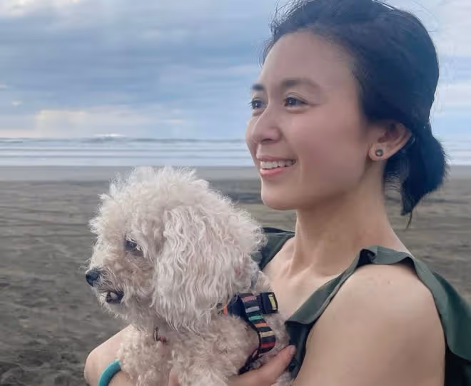 知名港星移民國外獨自生活，學種菜自給自足，已離婚子女暫未同行