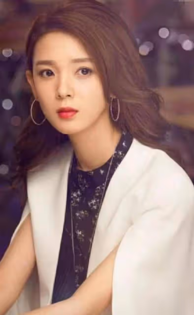 長著一張蘿莉臉，卻有170的身高，顏值演技都有為何始終不火？