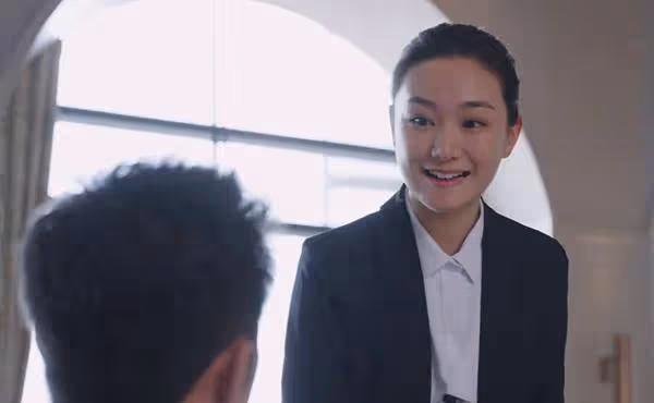 驚喜客串！孫儷妹妹亮相《親愛的自己》，演技尷尬被吐槽