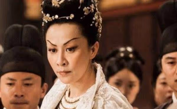 「武則天」扮演者，殷桃第三，第一名觀眾表示「深還原」