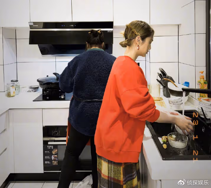 李榮浩發文有大事引熱議,本尊否認當爸後被猜與楊丞琳婚禮將近
