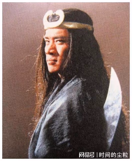 標題1:唐歌和丁海峰結婚多年,理智和不糾纏是她婚姻穩定的秘訣