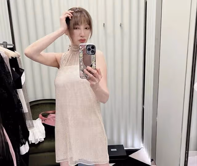 香港知名女星整容到走火入魔!患乳癌容貌大變,失婚後至今單身