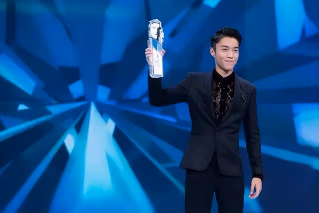 全程尷尷尬尬!TVB力捧小花再與緋聞男友合作,將朝夕相處達半年