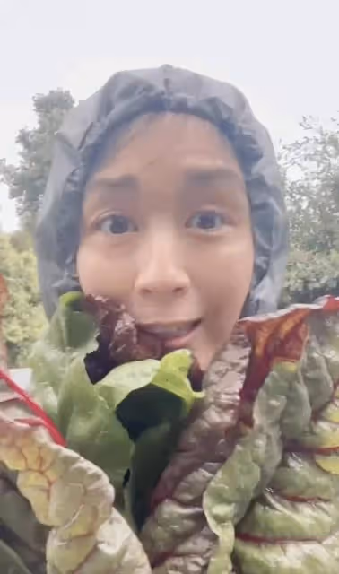 TVB前女星近況曝光！移居紐西蘭做KOL，農場種菜實現自給自足