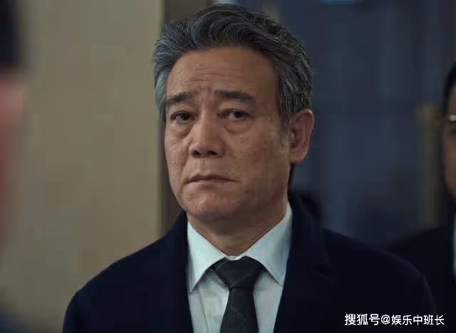 《狂飆》王秘書身份曝光,徐忠見了都要點頭哈腰