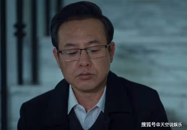 《狂飆》高啟強拆穿黃瑤計謀,聯手過山峰演戲,安欣榮升市長