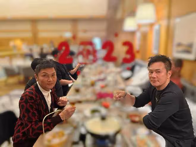 關禮傑張兆輝結伴到日本慶生!喝到臉紅太盡興,相識超40年感情好