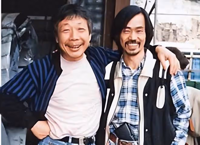 午馬癌逝9周年！元華洪金寶小兒子等齊聚一堂悼念，其遺孀罕露面