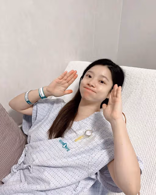 32歲歌手Ben李恩英生女，自曝選擇剖腹產原因：害怕機能障礙風險