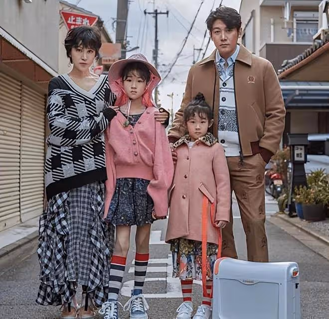 同樣15歲的星二代女生，黃多多和森碟被看好，另外2個很叛逆