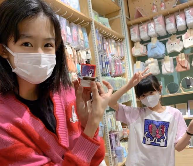 同樣15歲的星二代女生，黃多多和森碟被看好，另外2個很叛逆