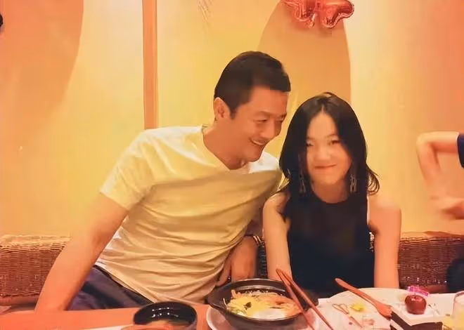 同樣15歲的星二代女生，黃多多和森碟被看好，另外2個很叛逆