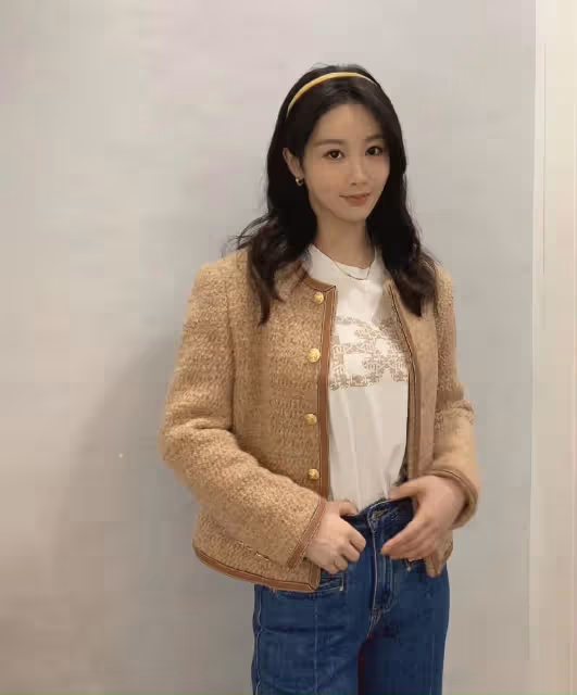 楊紫拍《199愛》騎車崴到腳,粉絲透露已經看醫生,無大礙
