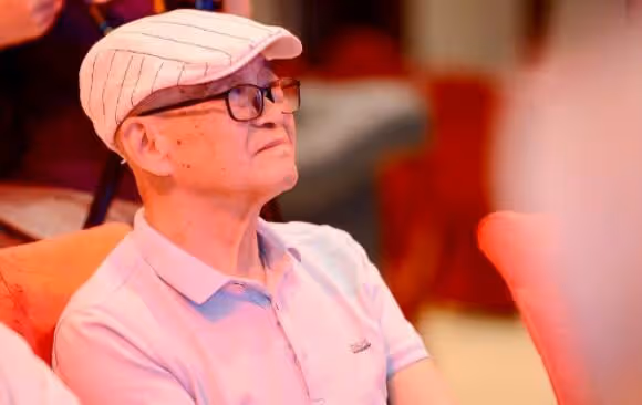 突傳噩耗!73歲作家田雁寧新冠去世,兒子泣發訃告,披露死因細節