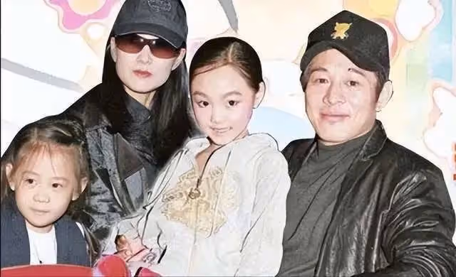 李連杰大女兒李思:「在父母離婚的陰影里長大,34歲仍不敢結婚」