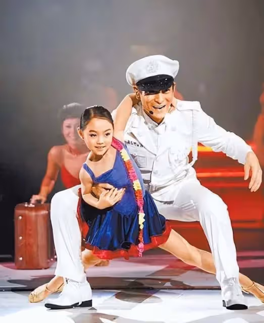 李連杰大女兒李思:「在父母離婚的陰影里長大,34歲仍不敢結婚」