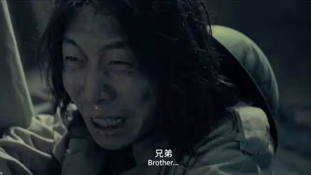 張譯被指私生活混亂!和殷桃在酒店門口擁抱,女方長發如瀑身材好